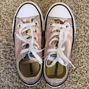 Girls Converse size 1